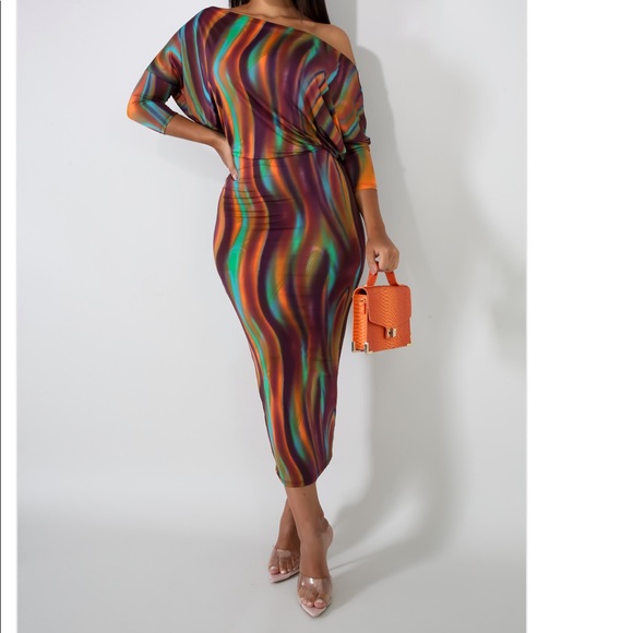 Multi colored dress - Picture 2 of 2